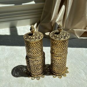 Vintage Gold Bathroom Decor